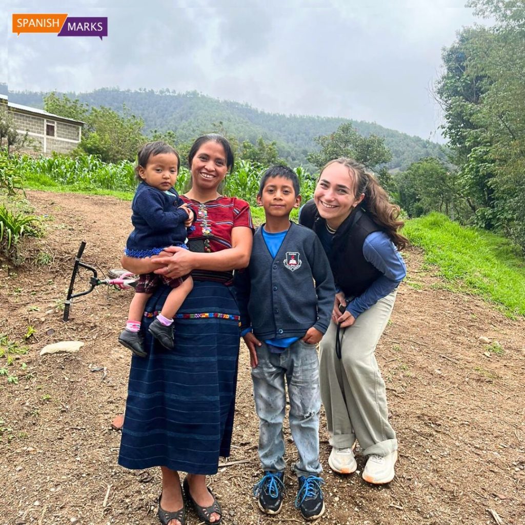 Volunteer with indigenous family in Guatemala